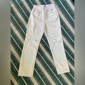 SOLD NWT White Straight Leg Ripped Jeans